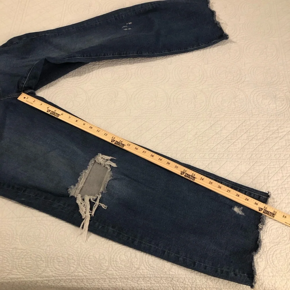 Express 90’s wide leg super high rise jeans. Size 12.